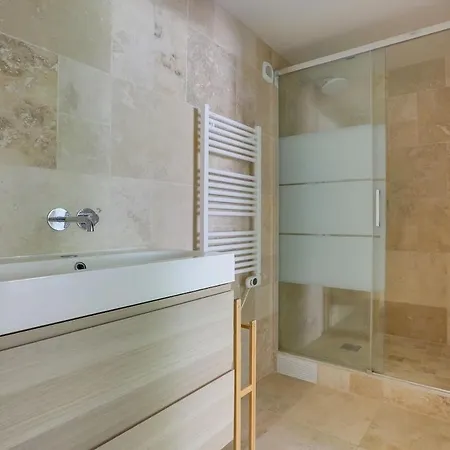 Superb Villa With Private Pool, Near Bay Of Biscay 別荘